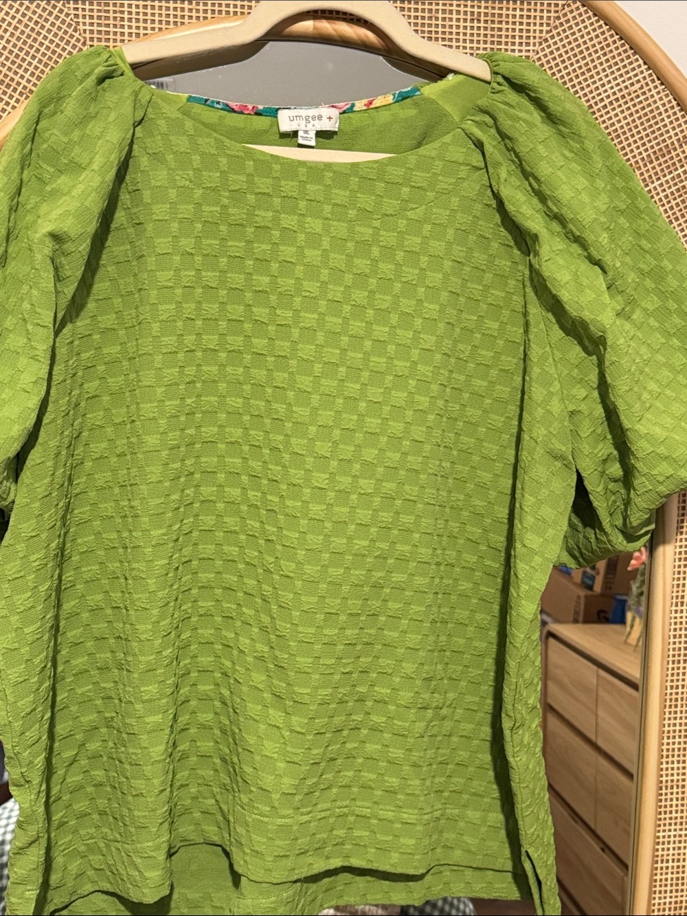 Umgee Bright Lime Green Textured Puff Sleeve Tunic Top